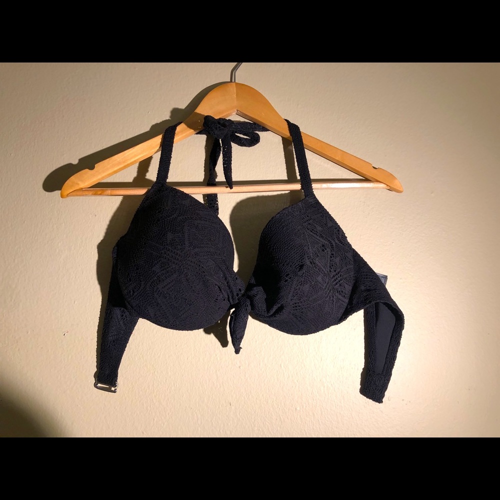 Black bikini top, worn once, 36D